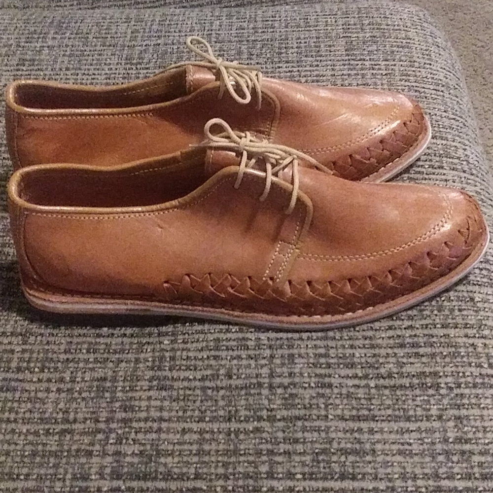 Mens Mexican Shoe. Zapato Mexicano